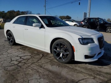 Chrysler 300C II 2022 Chrysler 300 Touring L 2022 3.6L 3.6 Benzyna 292KM, zdjęcie 4