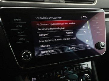 Skoda Superb III Kombi 2.0 TSI 280KM 2017 Škoda Superb Skoda Superb automat 4x4 acantara, zdjęcie 25