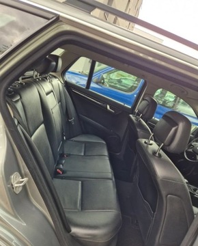 Mercedes Klasa C W204 Kombi T204 2.2 200 CDI BlueEFFICIENCY 136KM 2012 Mercedes-Benz Klasa C 2.2cdi Manual LIFT Bez rdzy Xenon NAVI Skora 2.1, zdjęcie 9