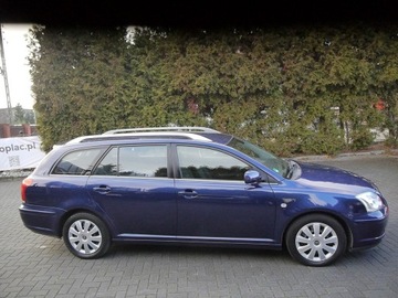 Toyota Avensis I Kombi 1.8 129KM 2003 Toyota Avensis 1.8 bez rdzy i korozji bezwypadkowy, zdjęcie 10