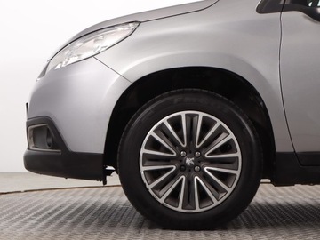 Peugeot 2008 I SUV 1.2 PureTech 82KM 2015 Peugeot 2008 1.2 PureTech, Salon Polska, zdjęcie 14