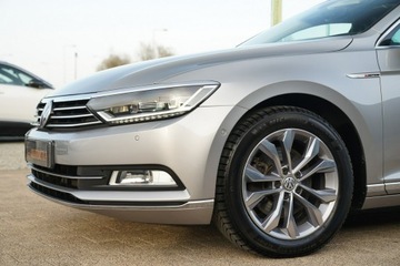 Volkswagen Passat B8 Variant 2.0 TDI BlueMotion SCR 190KM 2018 Volkswagen Passat HIGHLINE panorama SKÓRA kamera, zdjęcie 9