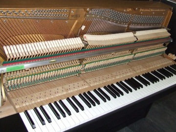 Пианино Grotrian Steinweg mod 110, черное, 1971 г.