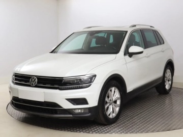 Volkswagen Tiguan II SUV 2.0 TDI 150KM 2017 VW Tiguan 2.0 TDI, DSG, Navi, Klima, Klimatronic, zdjęcie 1