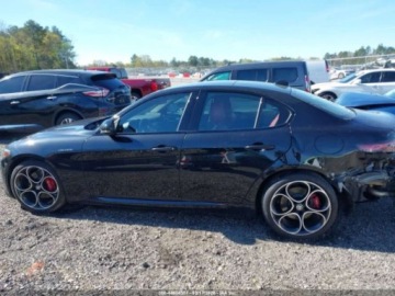 Alfa Romeo Giulia II 2024 Alfa Romeo Giulia Veloce 2024 2.0 Benzyna 280KM, zdjęcie 1
