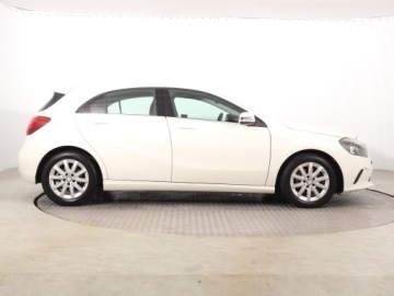 Mercedes Klasa A W176 Hatchback 5d Facelifting 180 122KM 2016 Mercedes A A 180, Salon Polska, 1. Właściciel, zdjęcie 5