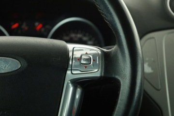 Ford Mondeo IV Sedan 1.8 Duratorq TDCi 125KM 2009 Ford Mondeo 1.8 TDCi, HAK, Klima, Klimatronic,ALU, zdjęcie 14