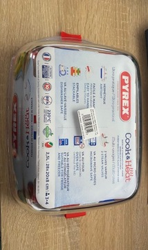 Прямоугольная форма для запекания Cook & Heat из пирекса, повреждена защелка