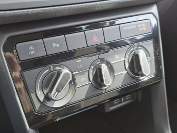 Volkswagen T-Cross SUV 1.0 TSI 110KM 2022 Volkswagen T-Cross 1.0TSI 110KM LIFE 1WŁ SalonPL, zdjęcie 19