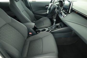 Toyota Corolla XII TS Kombi 1.2 Turbo D-4T 116KM 2021 Toyota Corolla 1.2 Turbo, Salon Polska, zdjęcie 6