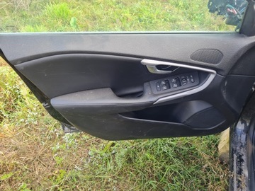 SEDADLA KŮŽE BOKY ČALOUNĚNÍ KOŽENÁ VOLVO V40