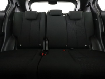 Mitsubishi Eclipse Cross SUV 1.5 T 163KM 2018 Mitsubishi Eclipse Cross kamera grzane fotele hak, zdjęcie 17