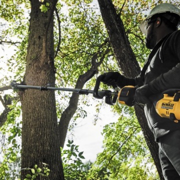 Аккумуляторный кусторез DeWalt для DCMAS5713