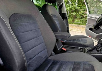 Volkswagen Golf VII Hatchback 3d 1.4 TSI BlueMotion Technology 150KM 2016 Volkswagen Golf Volkswagen Golf 1.4 TSI BMT ACT Highline DSG 1.4 Benzyna, zdjęcie 23