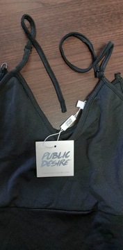 Public Desire priliehavé maxi šaty defekt 34