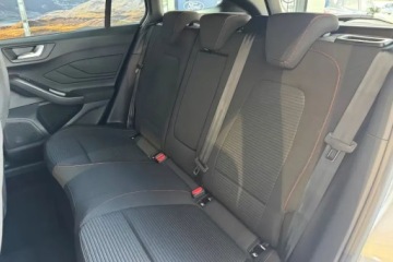 Ford Focus IV Kombi Facelifting 1.0 EcoBoost MHEV 155KM 2025 Ford Focus SW ST Line X Kombi Hybrid 155 KM Od Reki Wynajem Leasing, zdjęcie 17