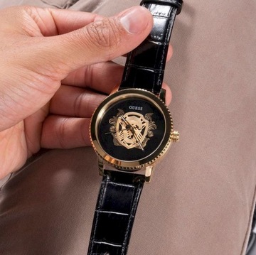 Złoty zegarek męski Guess z czarnym paskiem