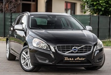 Volvo V60 I Kombi 1.6 T3 150KM 2013 Volvo V60 1.6TURBO 150KM Skora Navi Alu Pdc Full Serwis Gwarancjia 1.6
