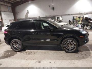 Porsche Cayenne III 2023 Porsche Cayenne Platinum Edition, 2023r., 4x4, 3.0L 3.0 Benzyna 335KM, zdjęcie 4