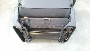 SEDADLO PRAVÝ ZADNÍ MITSUBISHI GRANDIS