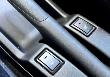 Suzuki Swift VI Hatchback Facelifting 1.2 DualJet SHVS 83KM 2024 Suzuki Swift Premium Plus 1.2 mild Hybrid 5MT Srebrny Auto demonstracyjne, zdjęcie 25