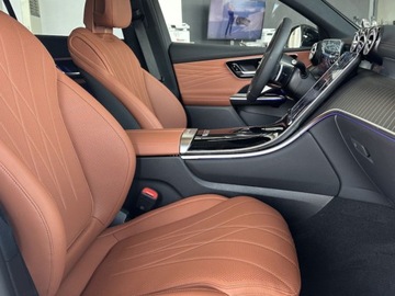 Mercedes GLC C254/X254 Coupe 2.0 300 258KM 2025 GLC Coupe 300 4-Matic AMG Line 2.0 (258KM) 2025, zdjęcie 9