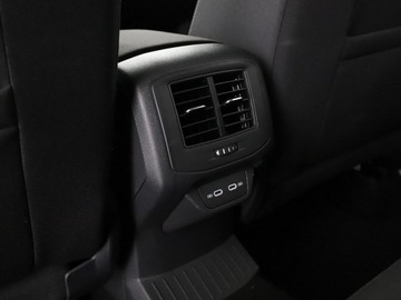 Volkswagen T-Roc I SUV Facelifting 1.0 TSI 110KM 2023 Volkswagen T-Roc klima auto full LED czujniki, zdjęcie 36