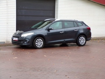 Renault Megane II Kombi 2.0 16V CVT 140KM 2009 Renault Megane Skrzynia /Automatyczne /Skóry, zdjęcie 9