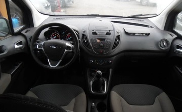 Ford Tourneo Courier I Mikrovan 1.5 TDCi 95KM 2016 Ford Tourneo Courier 2016r, Salonowy, 1.5 TDCI. Uszkodzony prawy przod i l, zdjęcie 4