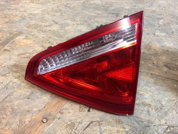 LAMPA PRAWA TYŁ TYLNA W KLAPĘ A5 COUPE 8T0945094