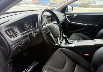 Volvo V60 I Kombi Facelifting 2.0 D4 DRIVE-E 190KM 2018 Volvo V60 salon PL FV VAT 23 bezwypadkowy roczna gwarancja hak, zdjęcie 14