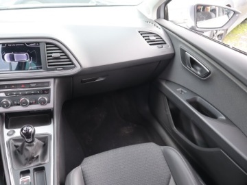 Seat Leon III ST Facelifting 1.5 EcoTSI 130KM 2018 Seat Leon 1.5 TSI, Salon Polska, Serwis ASO, zdjęcie 7