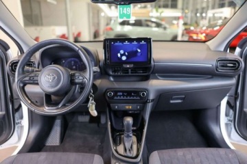 Toyota 2024 Toyota Yaris Hybrid 1.5 Style 1.5 Hybryda 116KM, zdjęcie 5