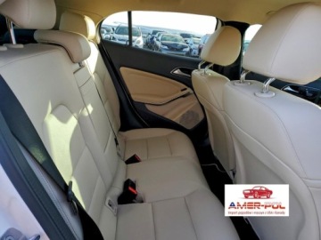 Mercedes GLA II Off-roader 2.0 250 224KM 2020 Mercedes-Benz GLA 2020 MERCEDES-BENZ GLA 250 4MATIC 2.0 Benzyna 224KM, zdjęcie 9