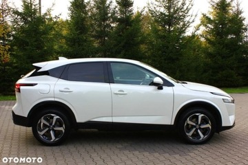 Nissan Qashqai III Crossover 1.3 DIG-T MHEV 140KM 2022 Nissan Qashqai Nissan Qashqai 1.3 DIG-T N-Connecta EU6d 1.3 Benzyna 140KM, zdjęcie 19