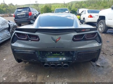 Chevrolet Corvette C7 2016 Chevrolet Corvette Stingray 2016 6.2l 6.2 Benzyna 460KM, zdjęcie 3
