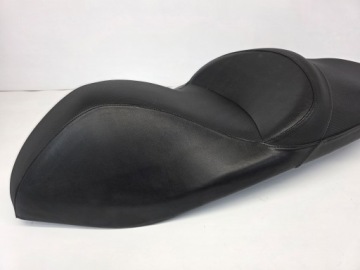 Kymco downtown 300 сиденье скамейка