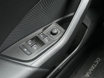Skoda Octavia IV Scout 1.5 TSI ACT 150KM 2021 Skoda Octavia 1.5TSI 150KM Ambition l Keyless, Sal, zdjęcie 15