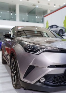 Toyota C-HR I Crossover 1.8 Hybrid 122KM 2019 Toyota C-HR 1.8 Hybrid Selection 1.8 Hybryda 122KM, zdjęcie 10