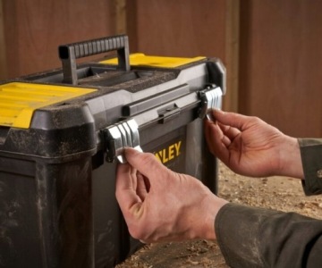 ЯЩИК ДЛЯ ИНСТРУМЕНТОВ ESSENTIAL Stanley, 19 МЕТАЛЛИЧЕСКИХ ЗАЩЕЛОК