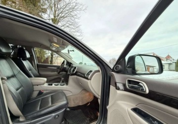 Jeep Grand Cherokee IV Terenowy Facelifting 3.6 V6 286KM 2011 Jeep Grand Cherokee Jeep Grand Cherokee 3.6 V6 Laredo 3.6 BenzynaLPG 286KM, zdjęcie 23