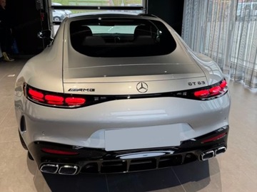 Mercedes AMG GT C190 Coupe 4d Facelifting 4.0 63 585KM 2024 MERCEDES-BENZ AMG GT 63 4Matic+ Coupe 4.0 (585KM) 2025, zdjęcie 2
