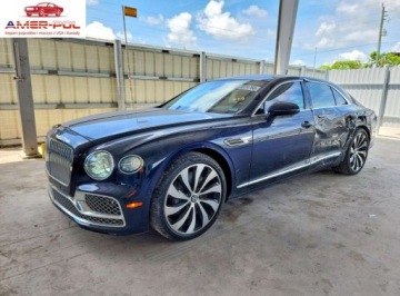Bentley Continental III 2021 Bentley Flying Spur 2021. 4.0 Benzyna 550KM