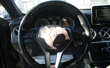 Mercedes Klasa A W176 Hatchback 5d 1.8 200 CDI BlueEFFICIENCY 136KM 2013 Mercedes-Benz Klasa A 1.8 Diesel 136KM, zdjęcie 17