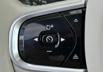 Volvo XC60 II 2022 Volvo XC 60 Plug-In 4x4 Skora Panorama Navi Kamera Led FV23, zdjęcie 13