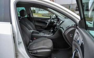 Opel Insignia I Country Tourer 2.0 CDTI Ecotec 163KM 2014 Opel Insignia 2,0CDTI (163KM) Automat Lift 2014 r. 2.0 Diesel 163KM, zdjęcie 10