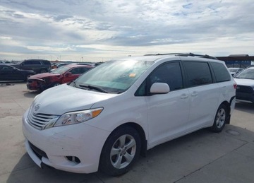 Toyota Sienna III 2017 Toyota Sienna LE, 8 Passenger, V6, od ubezpieczalni 3.5 Benzyna 296KM, zdjęcie 2