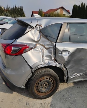 Mazda CX-5 I SUV 2.2 SKYACTIV-D  150KM 2015 Mazda CX-5 2015r, 2.2. DIESEL. 4x4. Lekko uszkodzony prawy bok. Jezdzi., zdjęcie 22