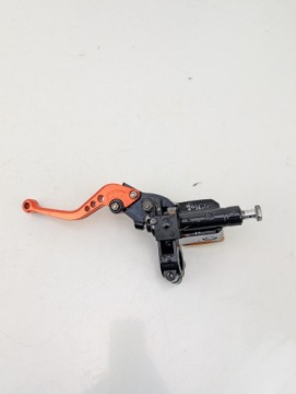 KTM DUKE 125 390 17-23 ПЕРЕДНИЙ ТОРМОЗНОЙ НАСОС