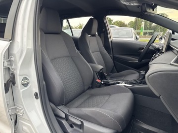 Toyota Corolla XII TS Kombi 1.2 Turbo D-4T 116KM 2022 Toyota Corolla 1.2 T Comfort Seria E21 (2019-), zdjęcie 26